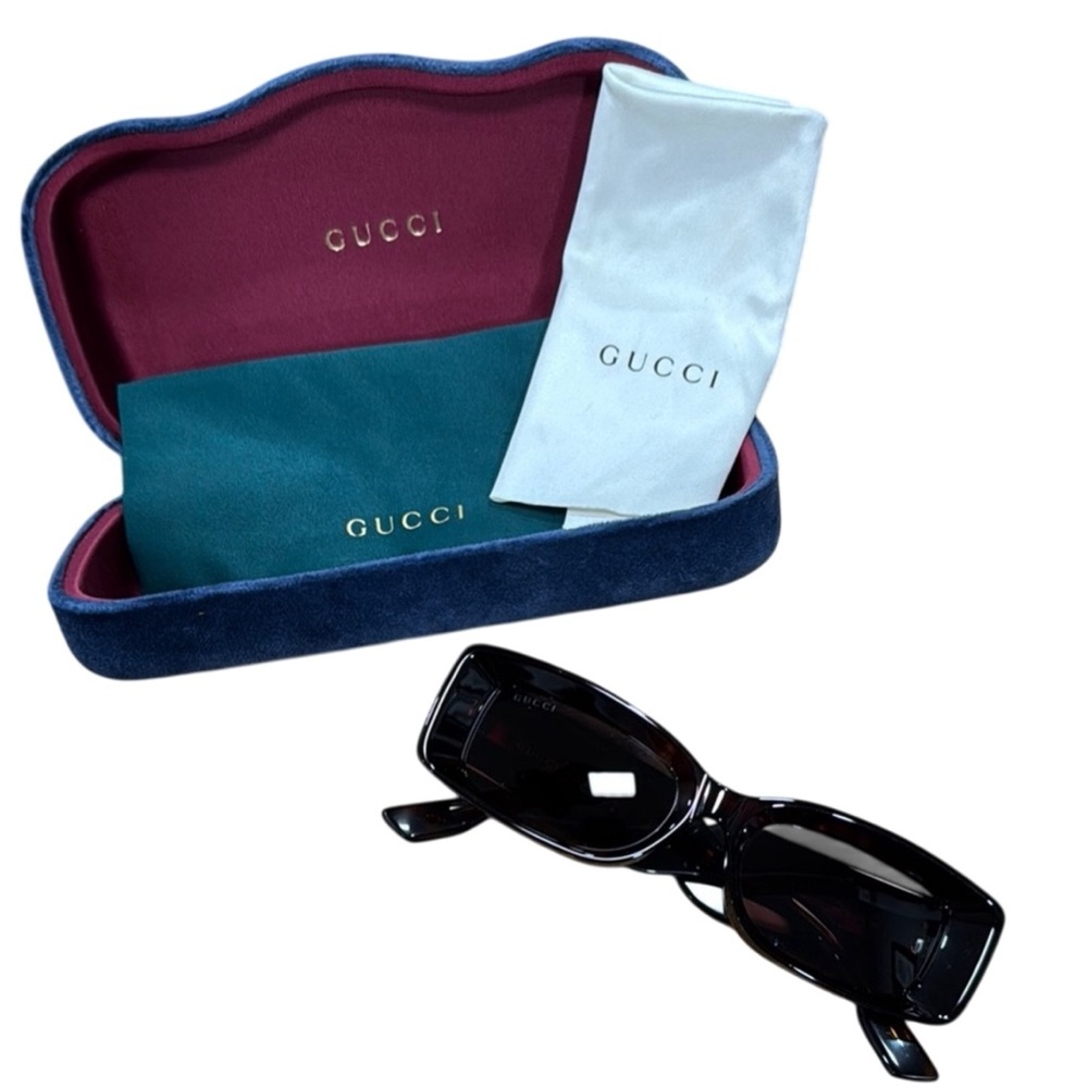 Gucci Brown Sunglasses with Velvet Case